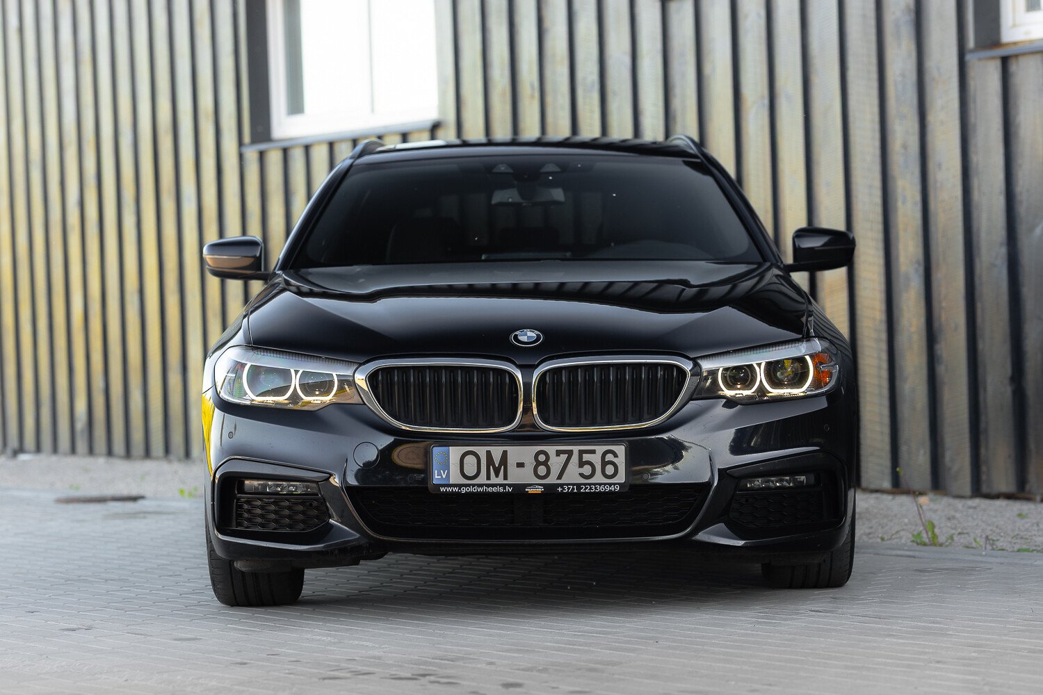 BMW 520