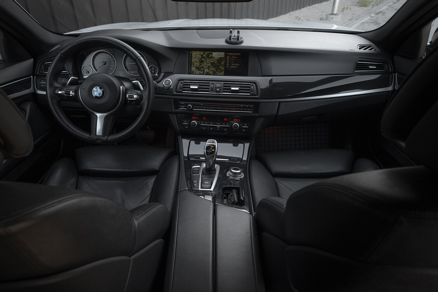 BMW 525