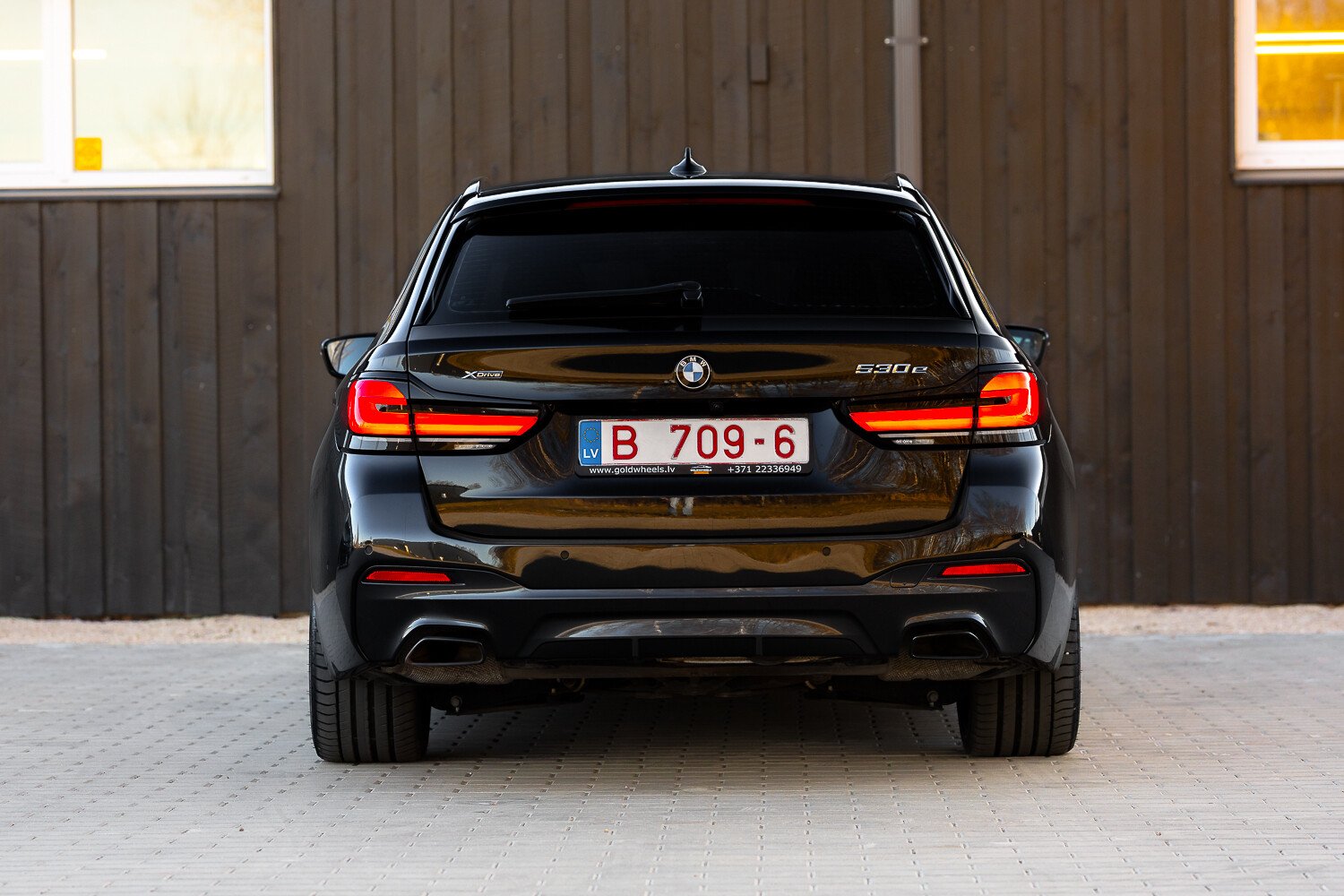 BMW 530