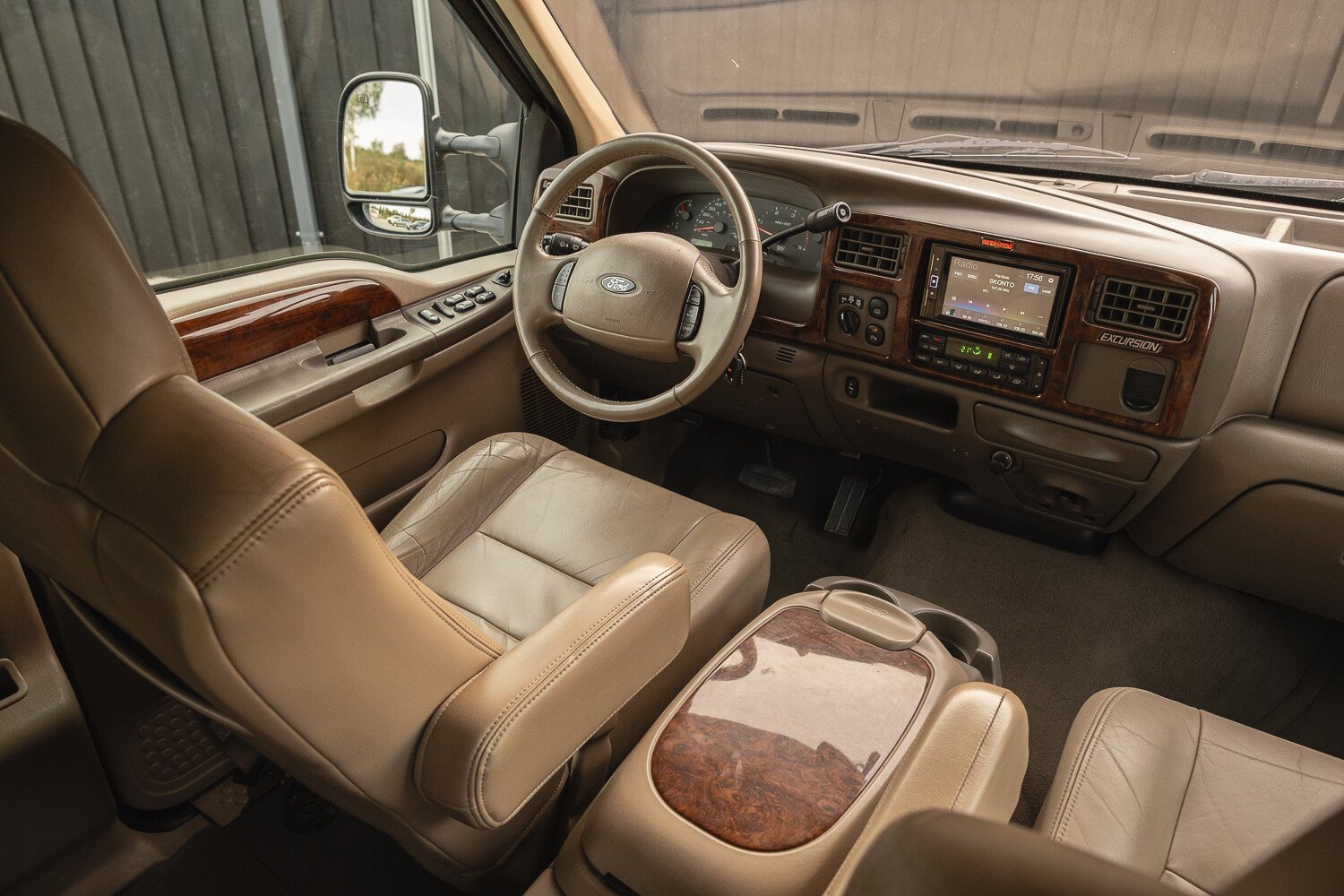 Ford Excursion