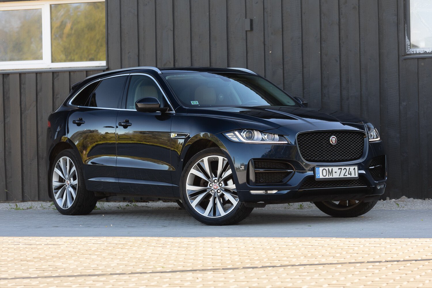 Jaguar F-Pace