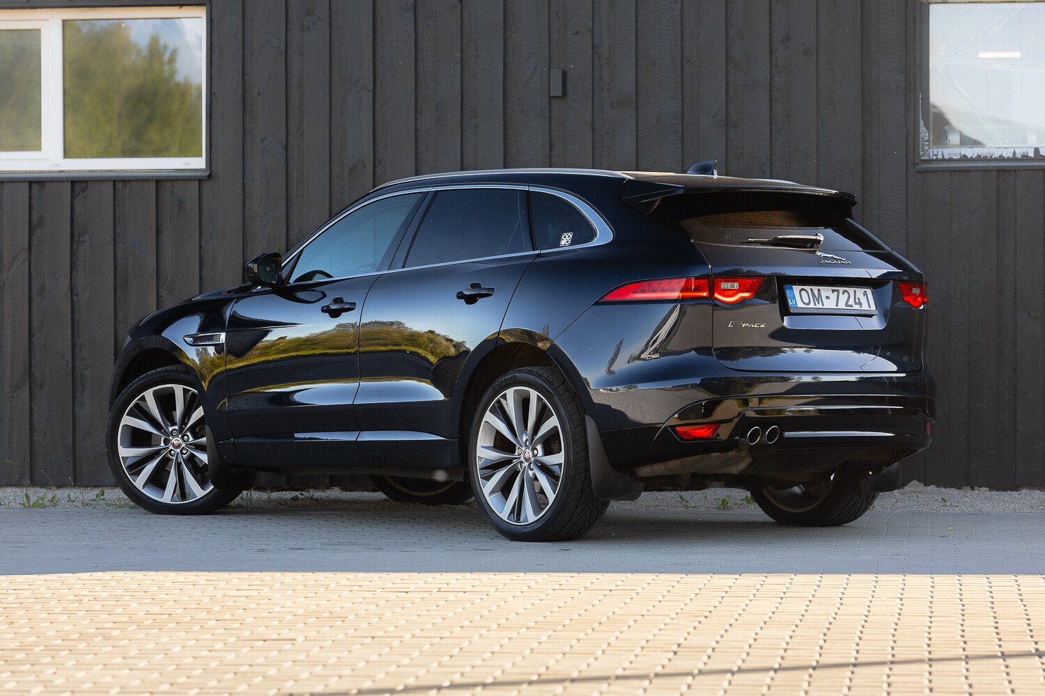 Jaguar F-Pace