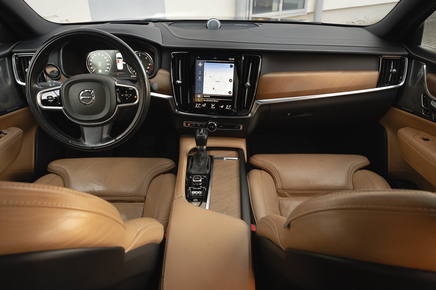 Volvo S90