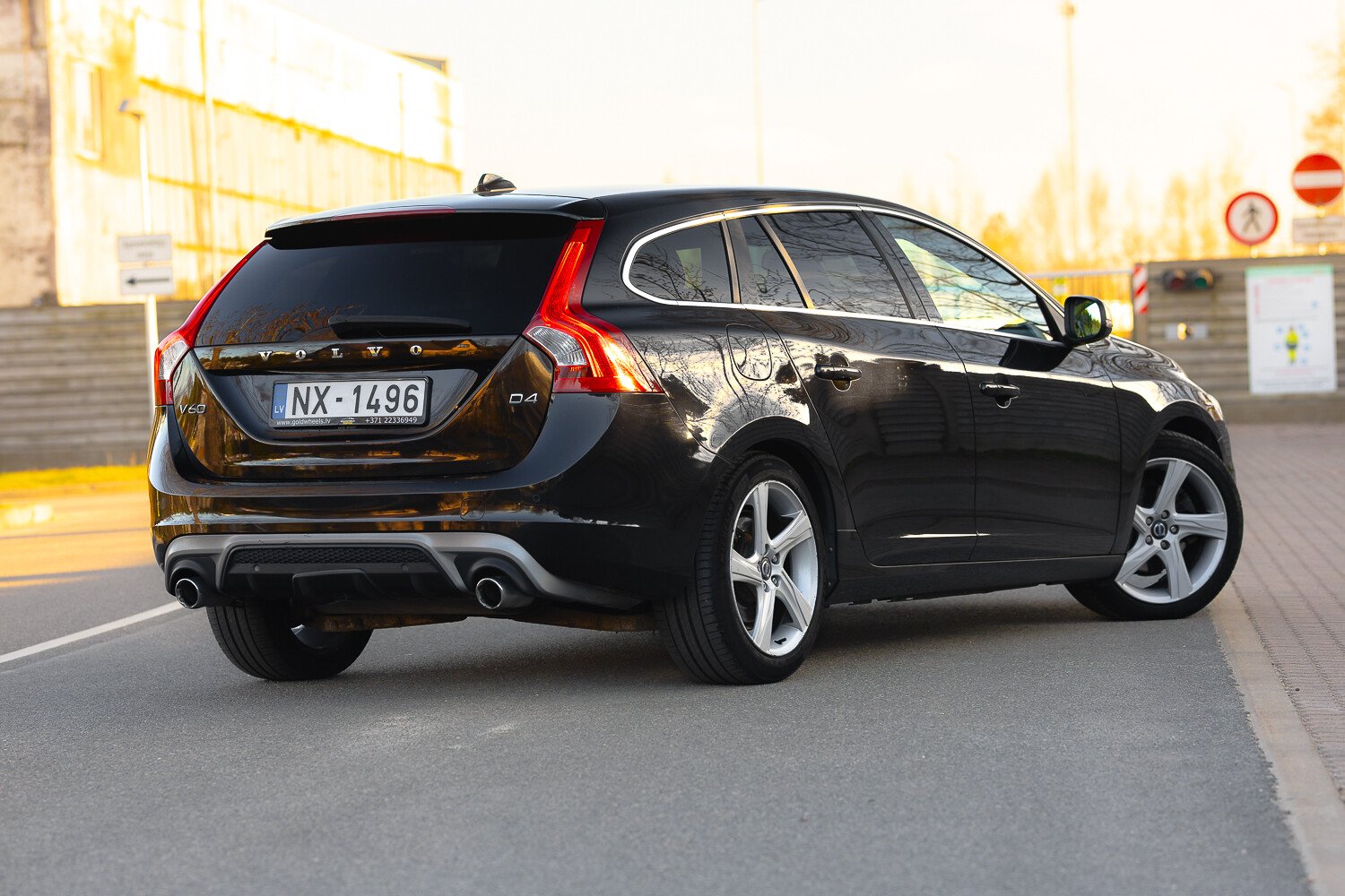Volvo V60